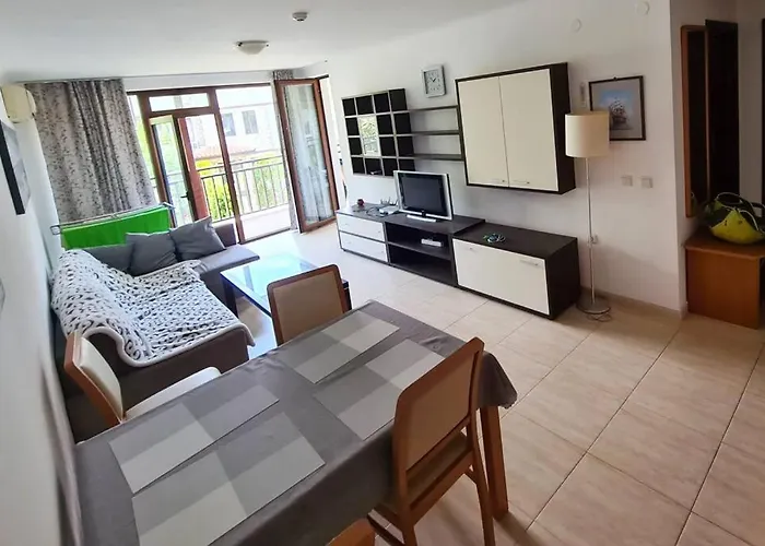 30 Meter Vom Strand Schoenes Appartement In Einer Geschlossenen Anlage